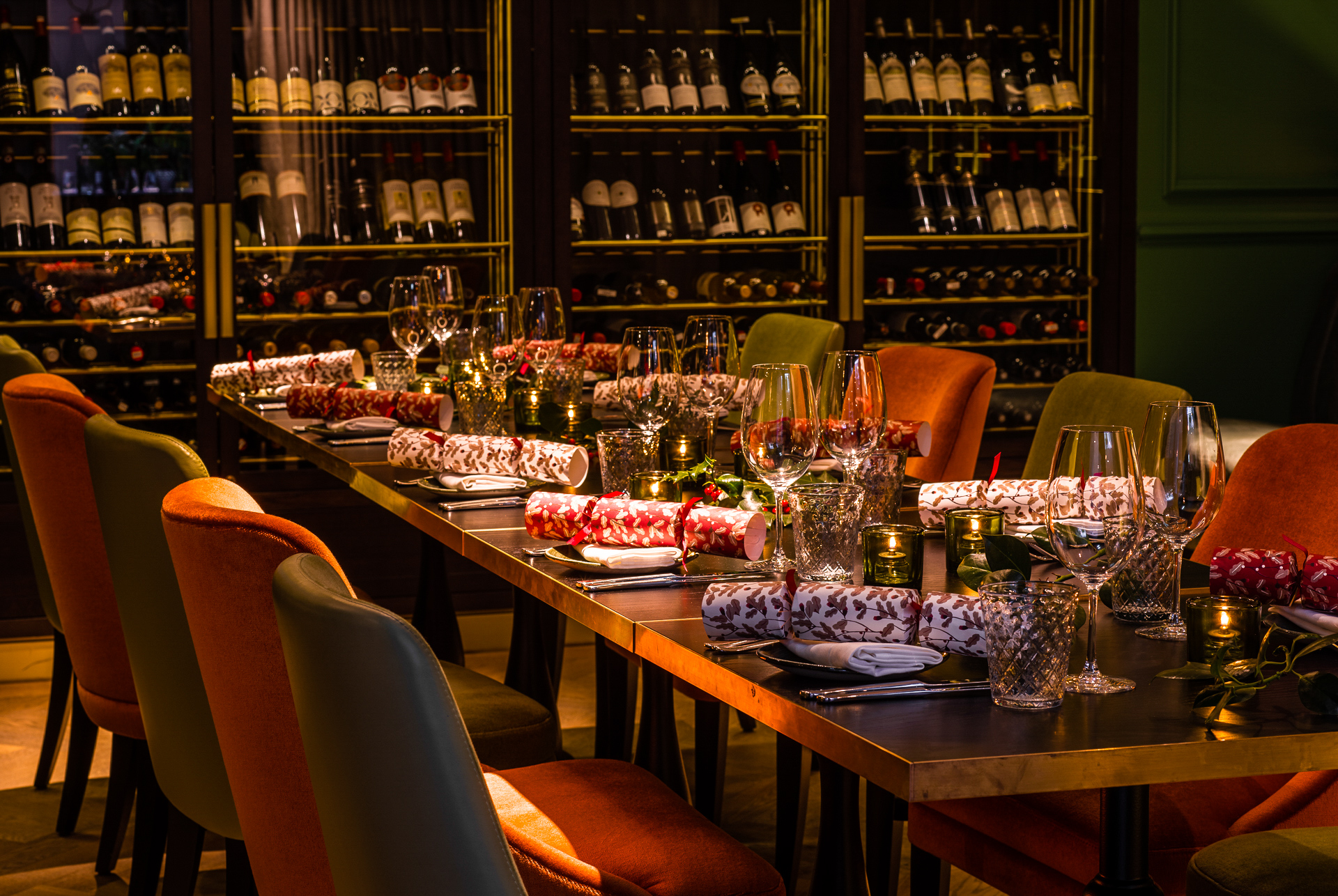 Christmas table decorations at 11 Cadogan Gardens