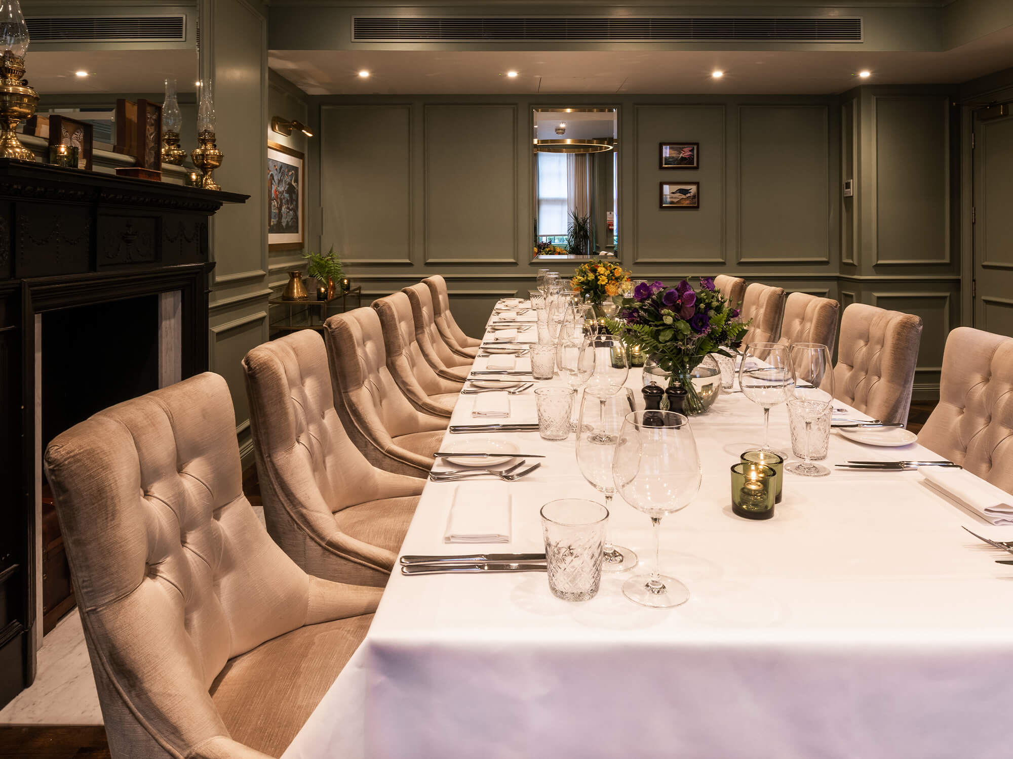 Curio meeting room inside of 11 Cadogan Gardens