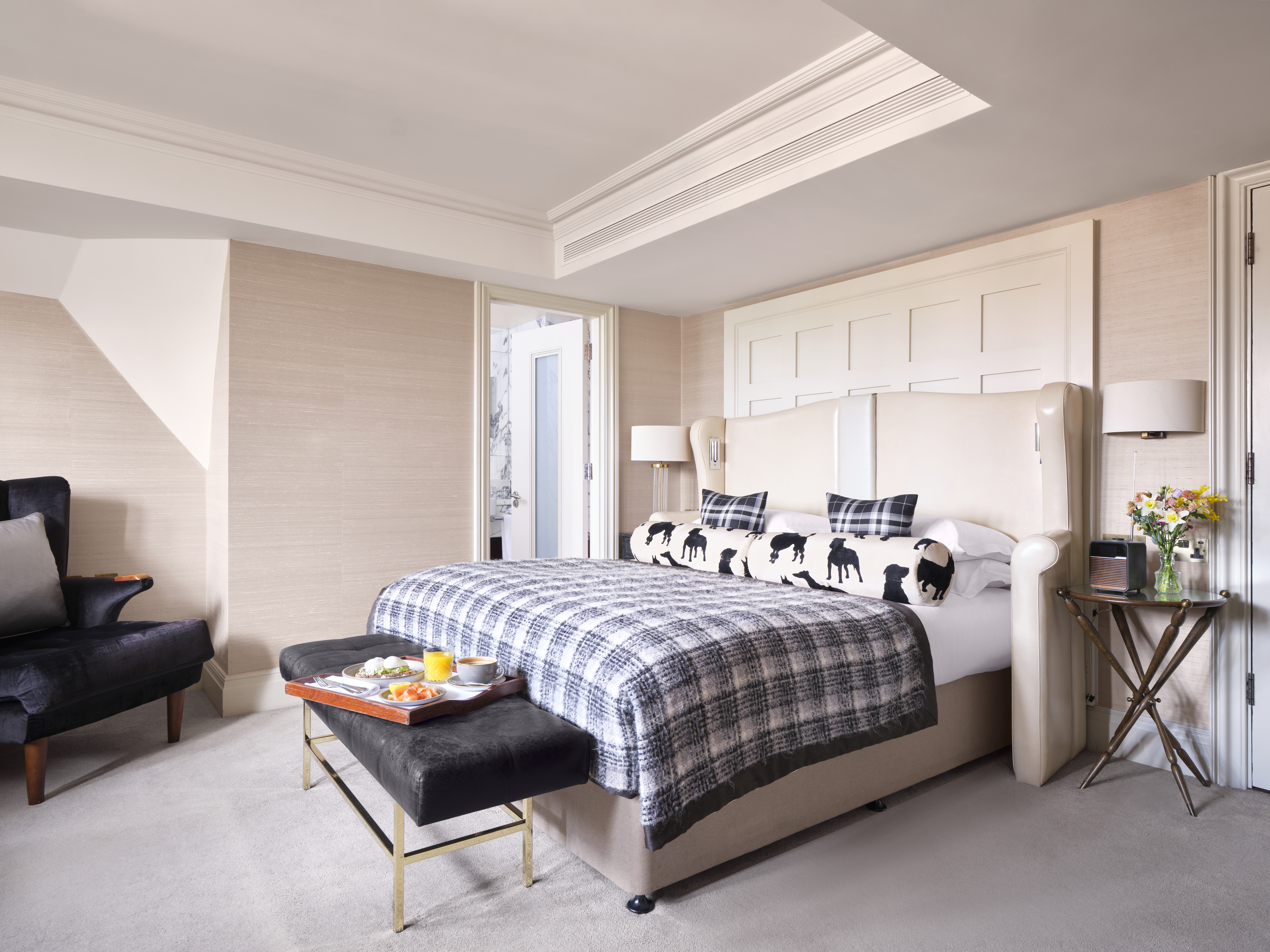 Deluxe King Room 11 Cadogan Gardens London Hotel Chelsea London